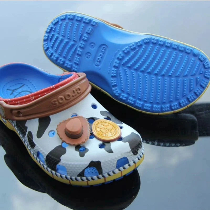 Crocs Woody Toy Story Infantil Estilo Vaquinha